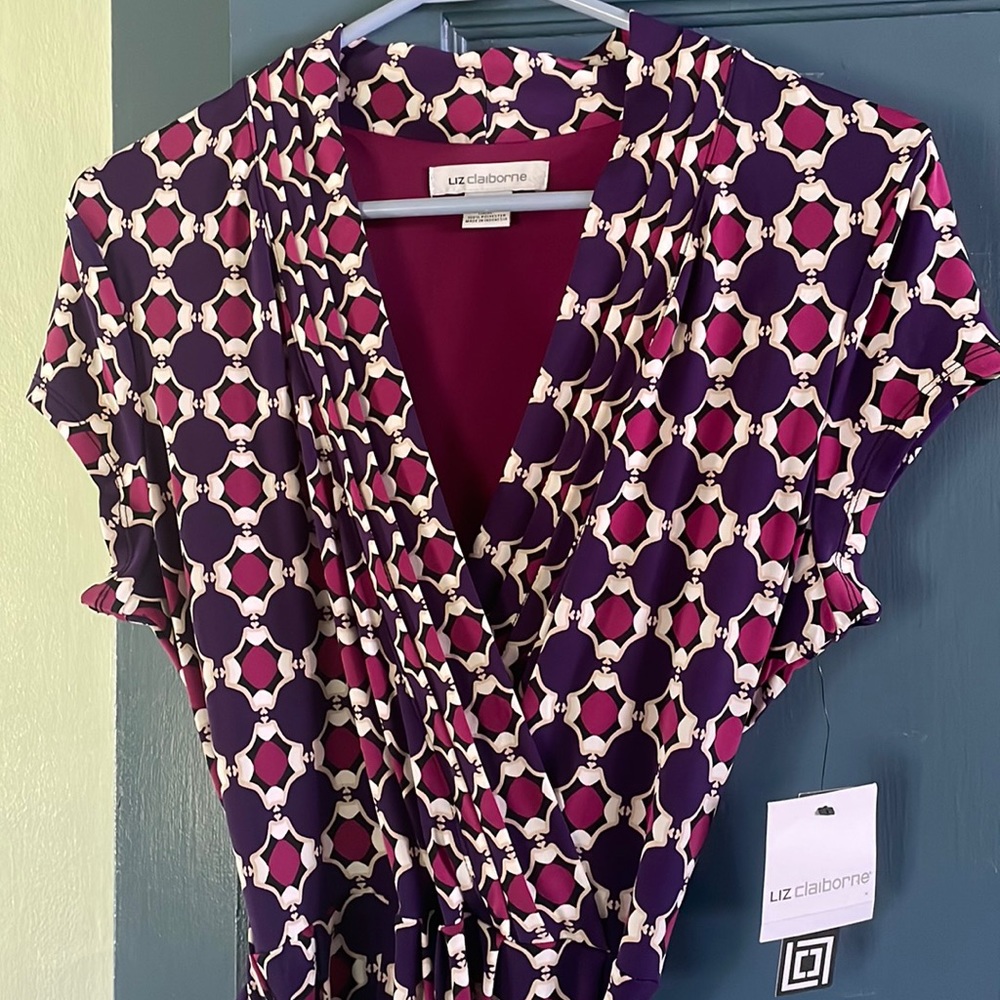 Liz Claiborne Wrap dress new on tag. Very beautiful!!!